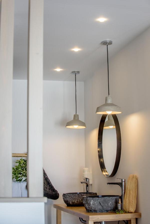 Laia Seafront Luxury Apartments Agia Pelagia  Exterior photo