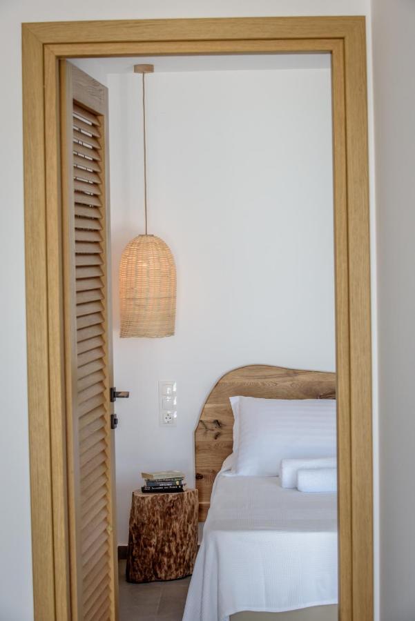 Laia Seafront Luxury Apartments Agia Pelagia  Exterior photo